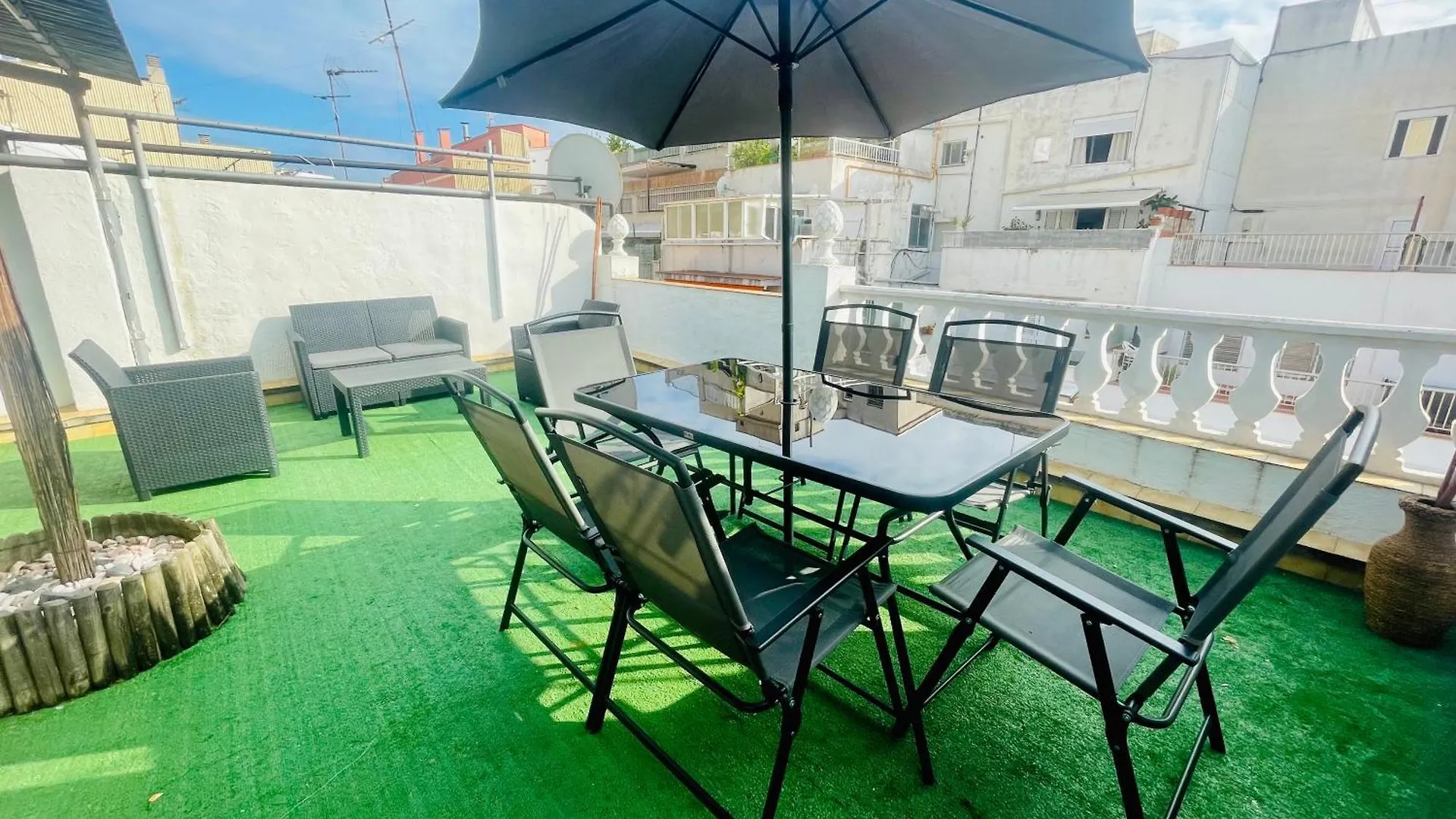 Apartamento Atico Con Terraza En El Centro De Tarragona España