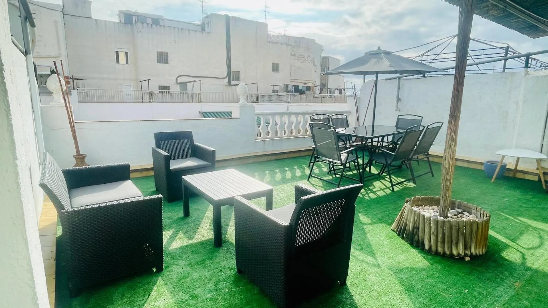 Apartamento Atico Con Terraza En El Centro De Tarragona España